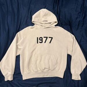 FEAR OF GOD ESSENTIALS Beige “1977” Hoodie